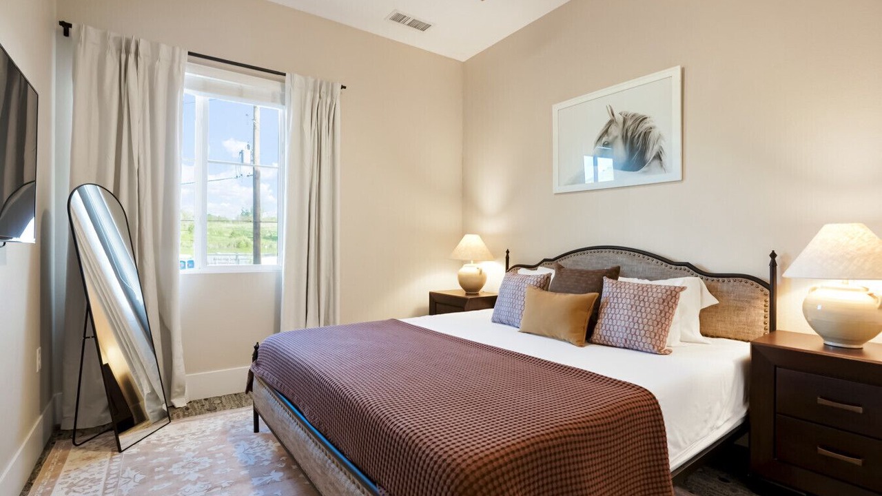 Photo of Bedroom in Golden