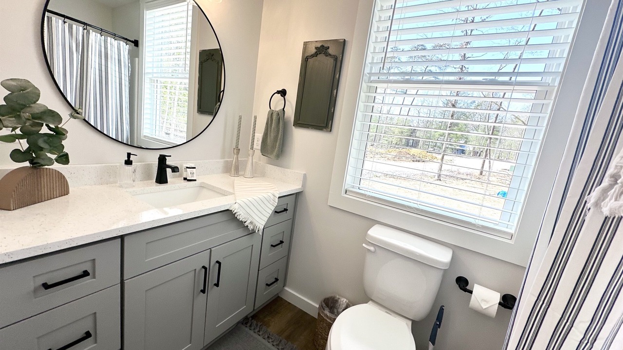 Photo of Bathroom in Tracy City