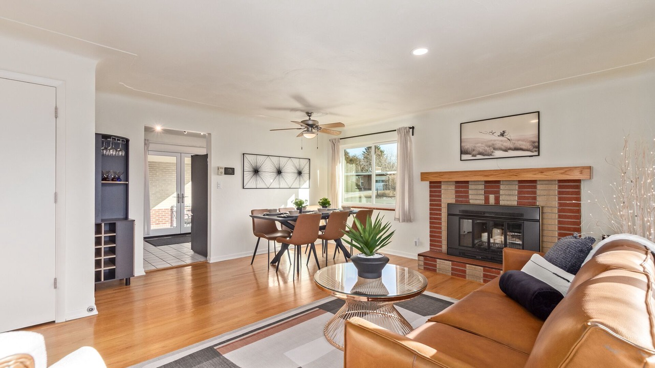Photo of Livingroom in Littleton