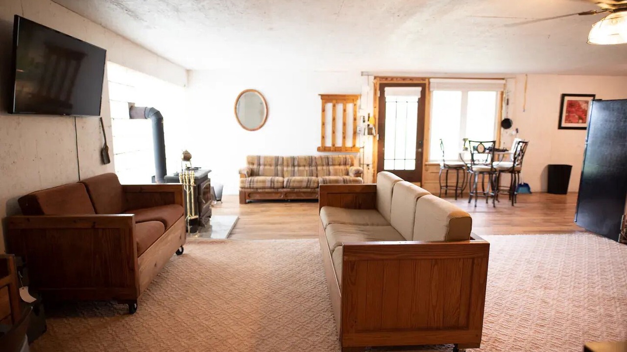 Photo of Livingroom in Pine Grove