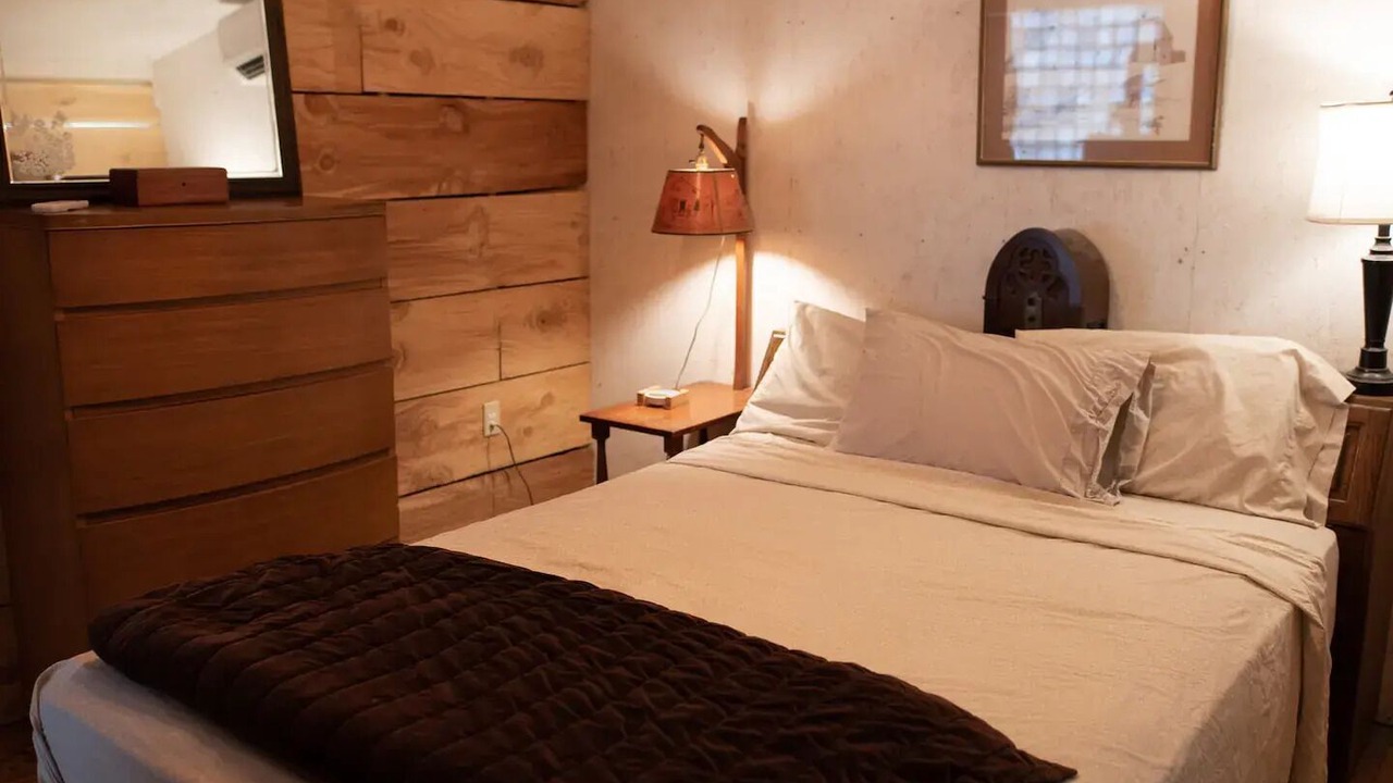 Photo of Bedroom in Pine Grove