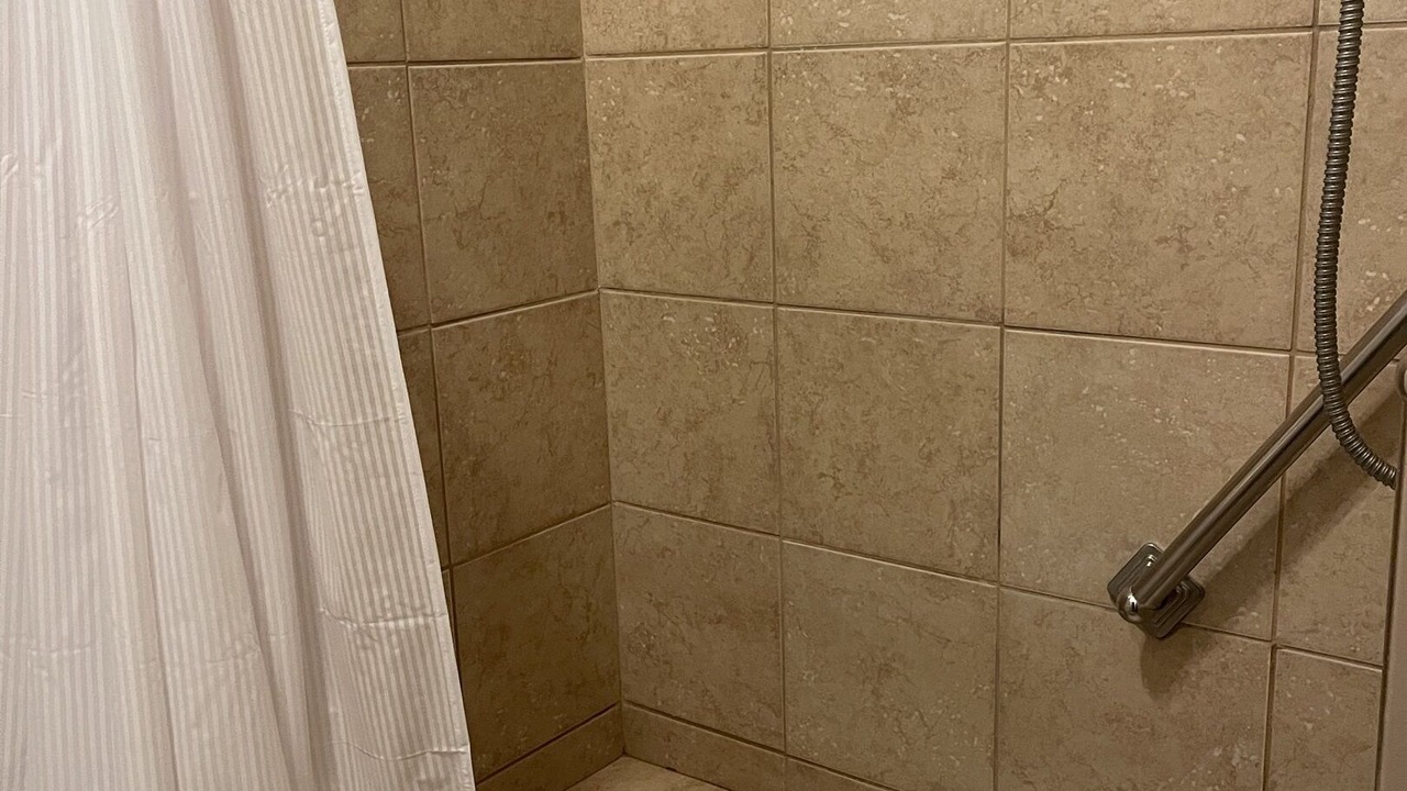 Photo of Bathroom in Tremont
