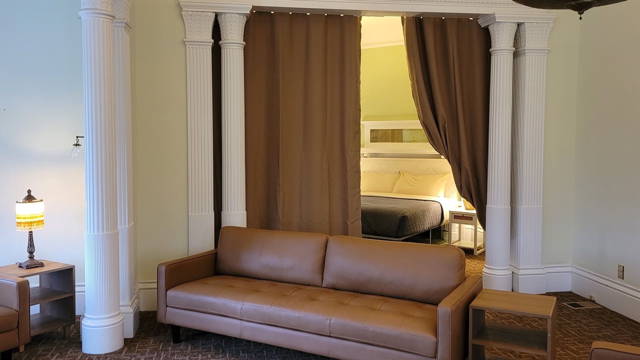 Photo of Livingroom in Tremont