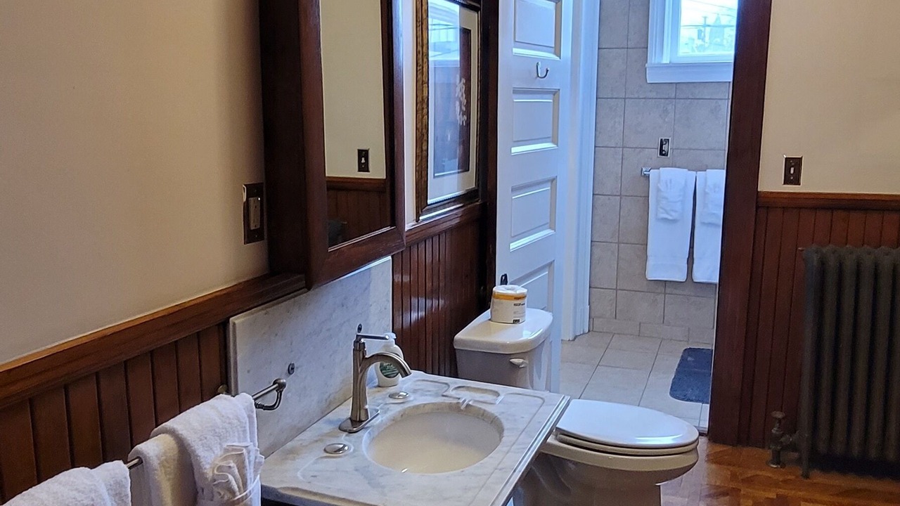 Photo of Bathroom in Tremont