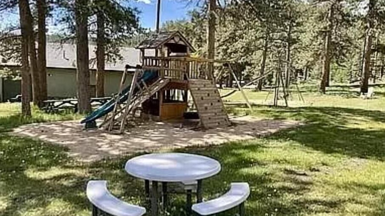 Photo of Outdoor in Lyons