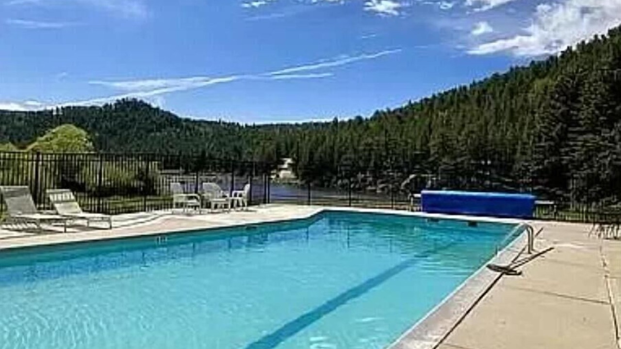 Photo of Outdoor in Lyons