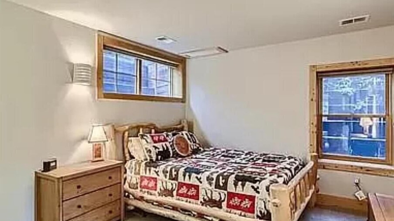 Photo of Bedroom in Lyons