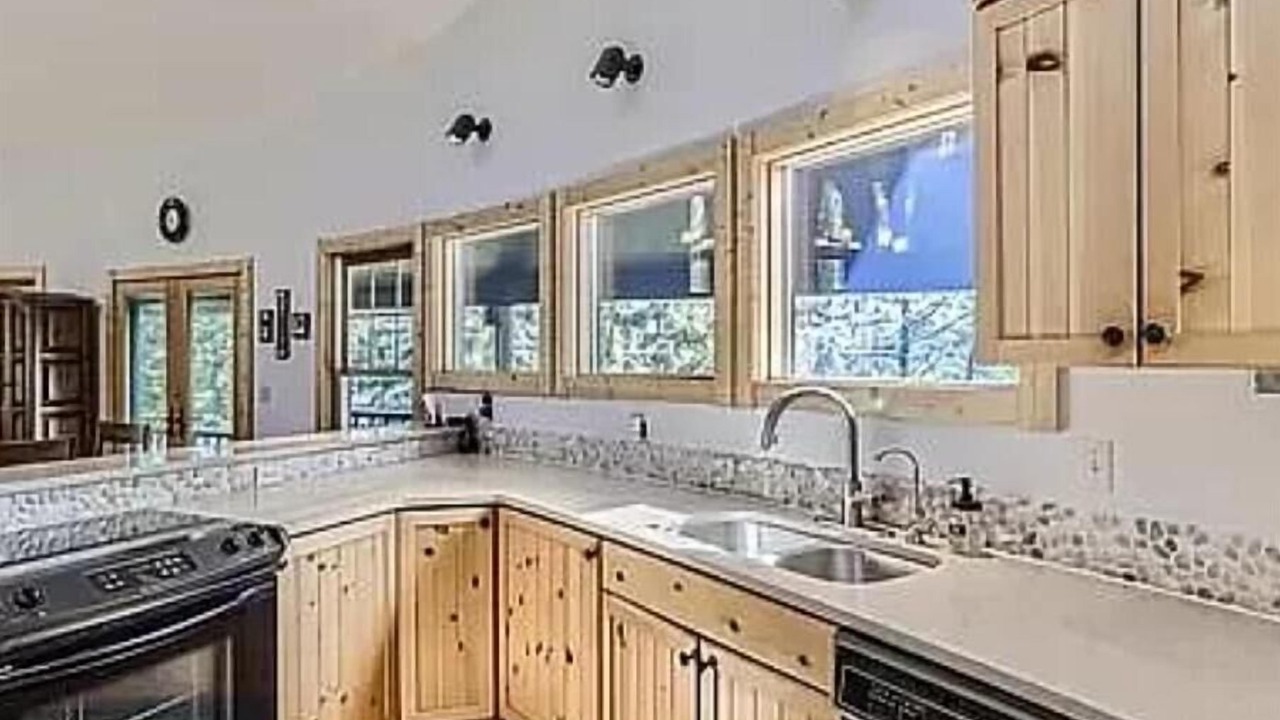 Photo of Kitchen in Lyons