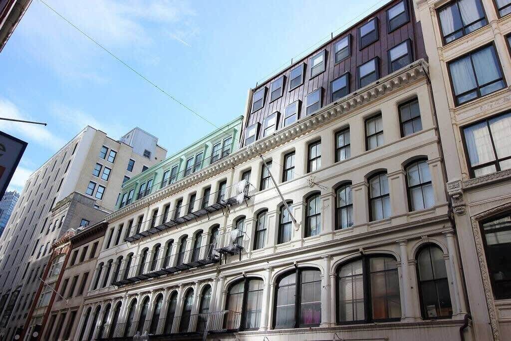 Photo of Others in Downtown Boston