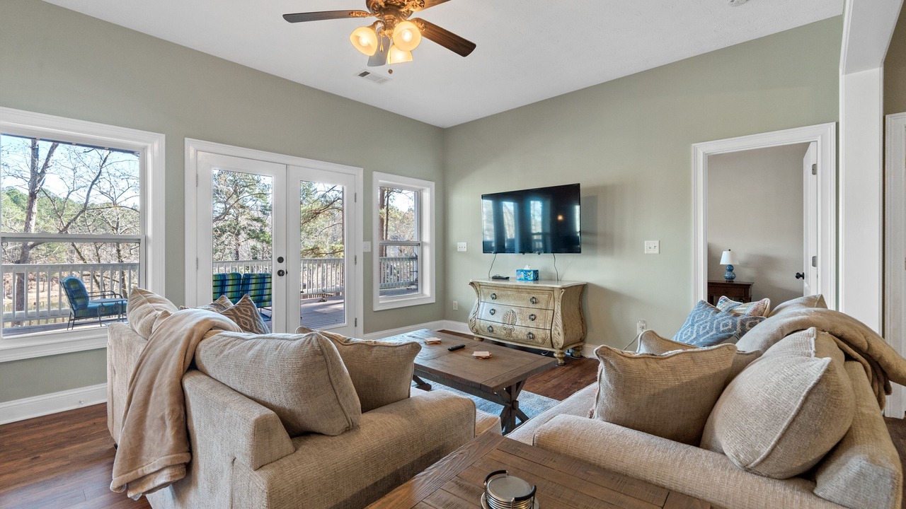 Photo of Bedroom in Lake Oconee