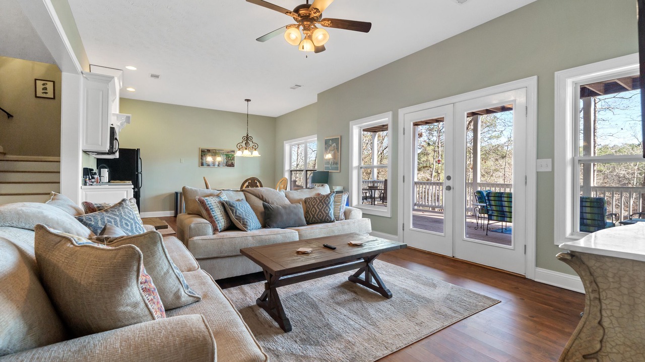 Photo of Bedroom in Lake Oconee