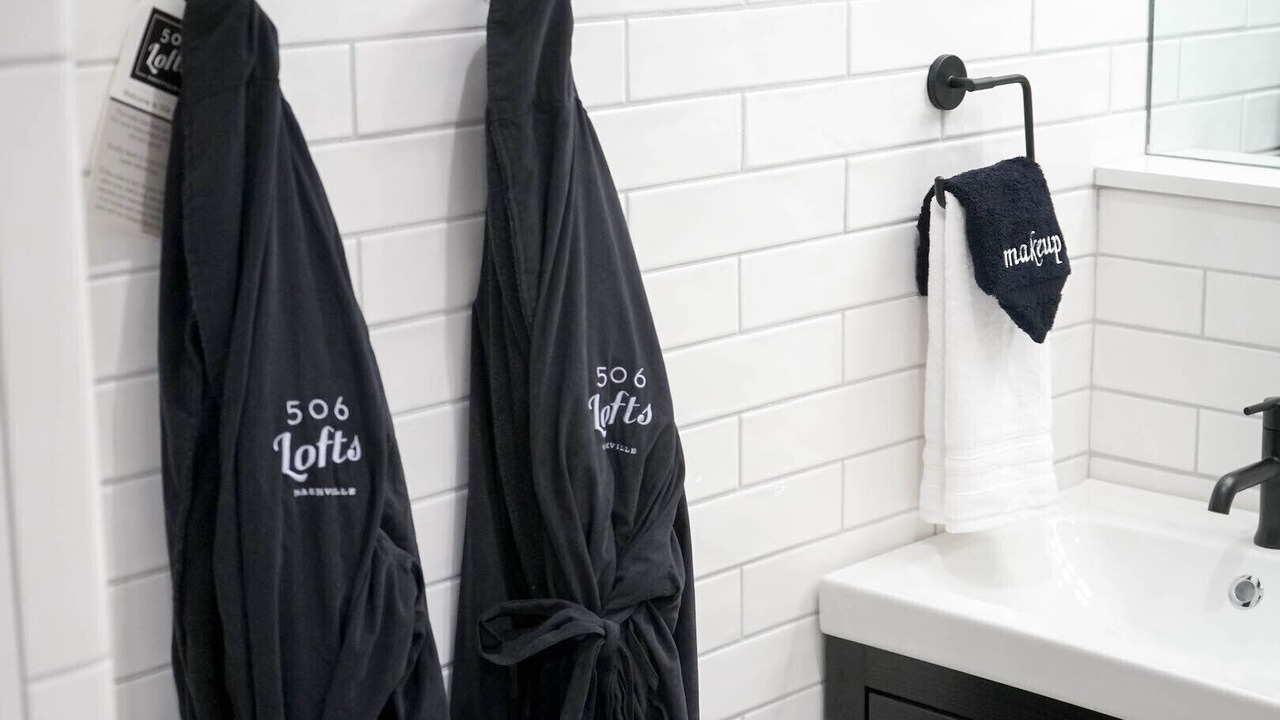 Photo of Bathroom in North Capitol