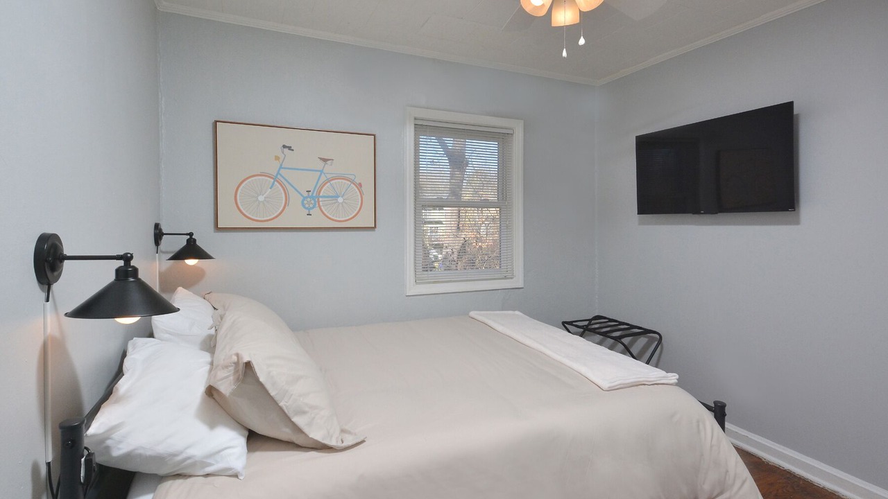 Photo of Bedroom in Carrboro