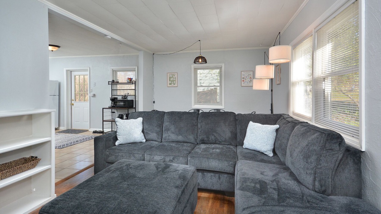 Photo of Livingroom in Carrboro