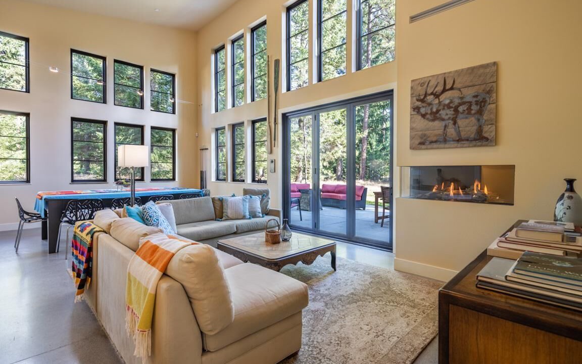 Photo of Livingroom in Roslyn