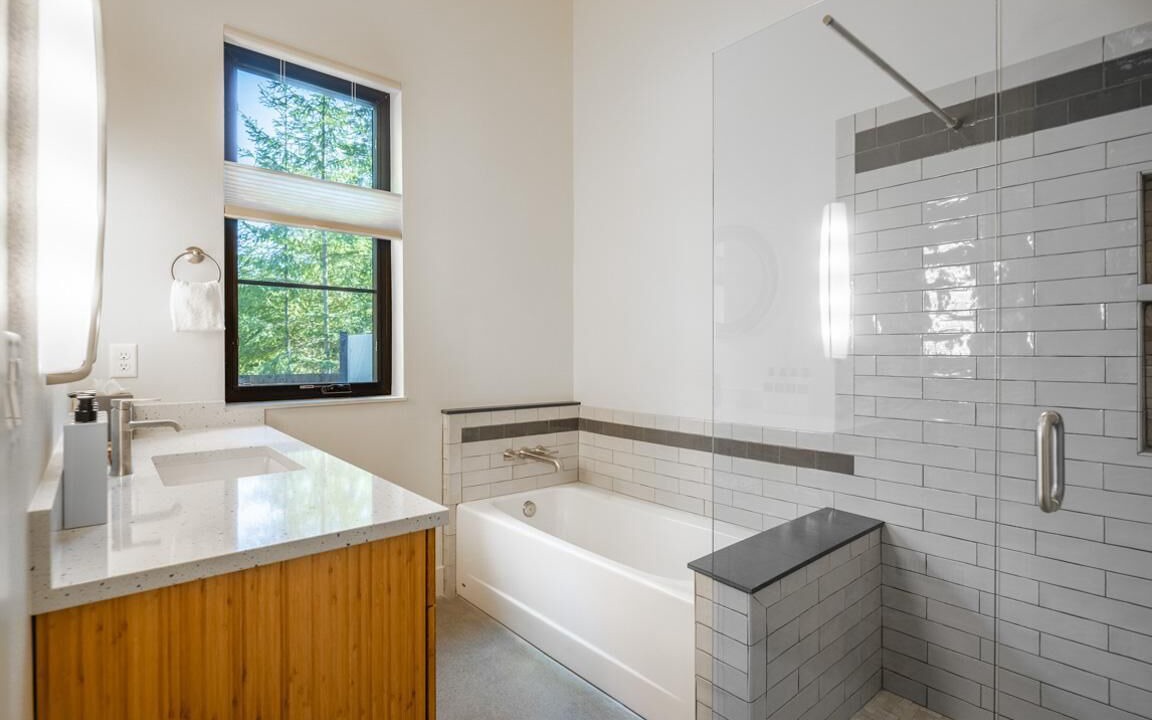 Photo of Bathroom in Roslyn