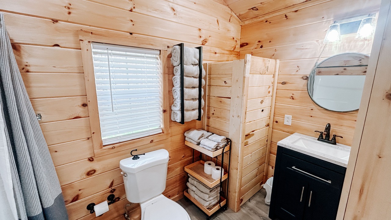 Photo of Bathroom in Elgin