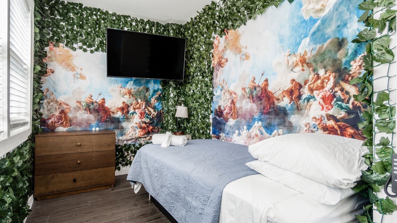 Photo of Bedroom in Glen Echo