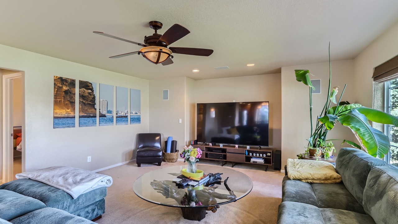 Photo of Livingroom in Green Valley Ranch