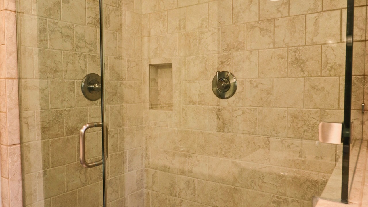 Photo of Bathroom in Tool