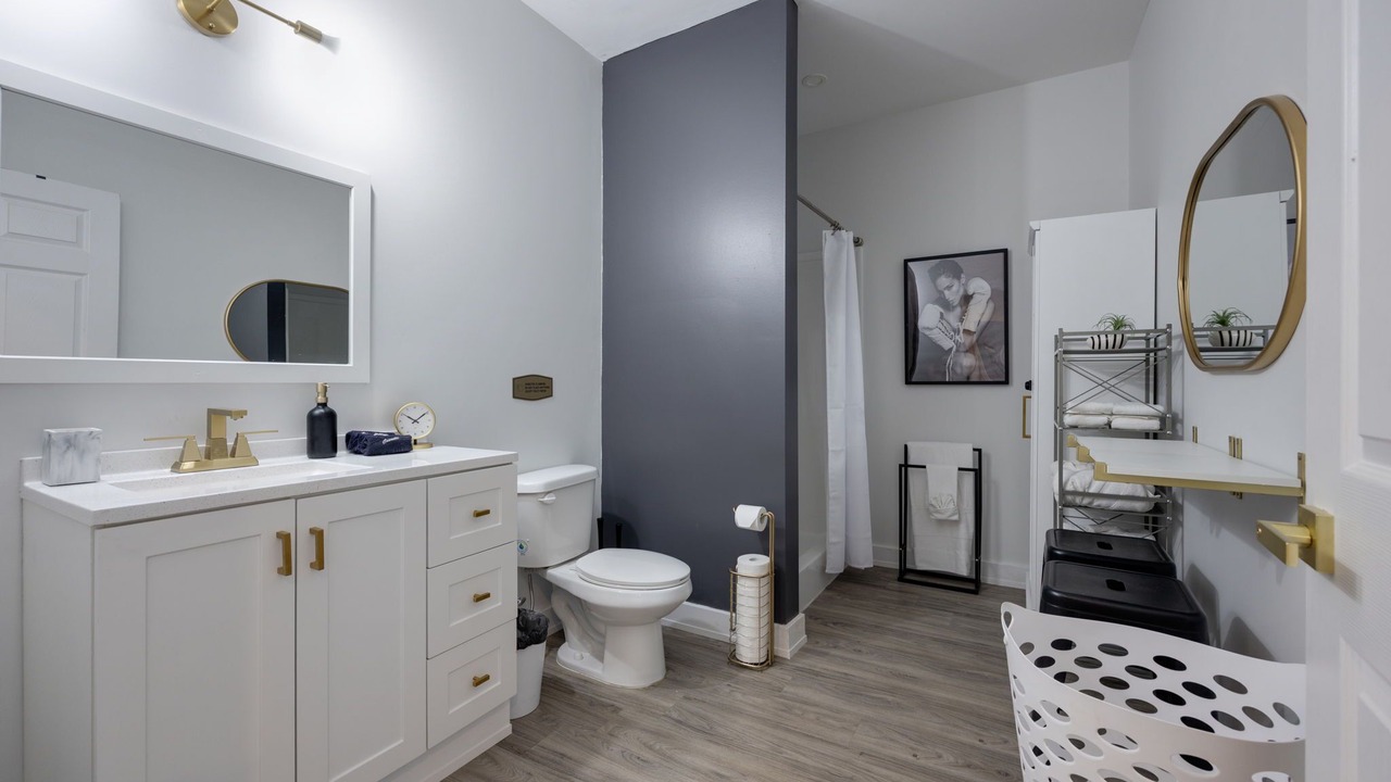 Photo of Bathroom in Five Points
