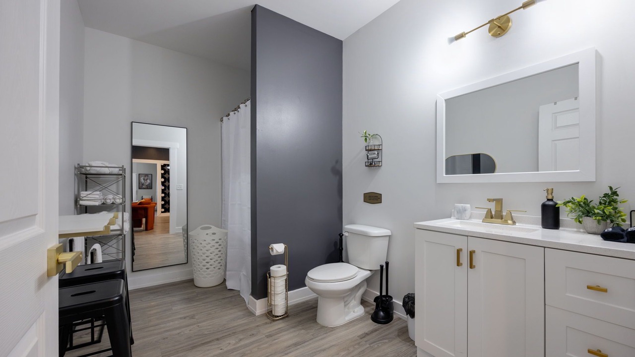 Photo of Bathroom in Five Points
