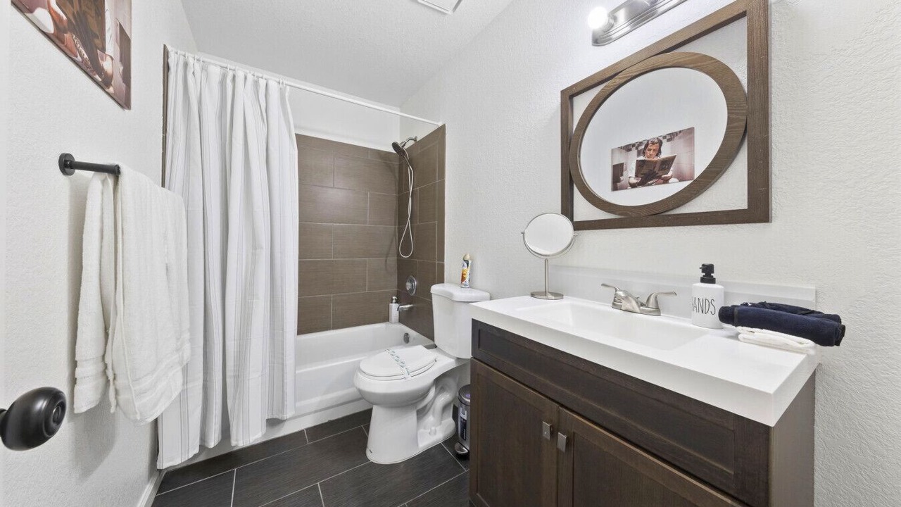 Photo of Bathroom in Summerlin