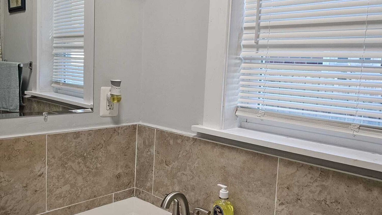 Photo of Bathroom in Capitol View