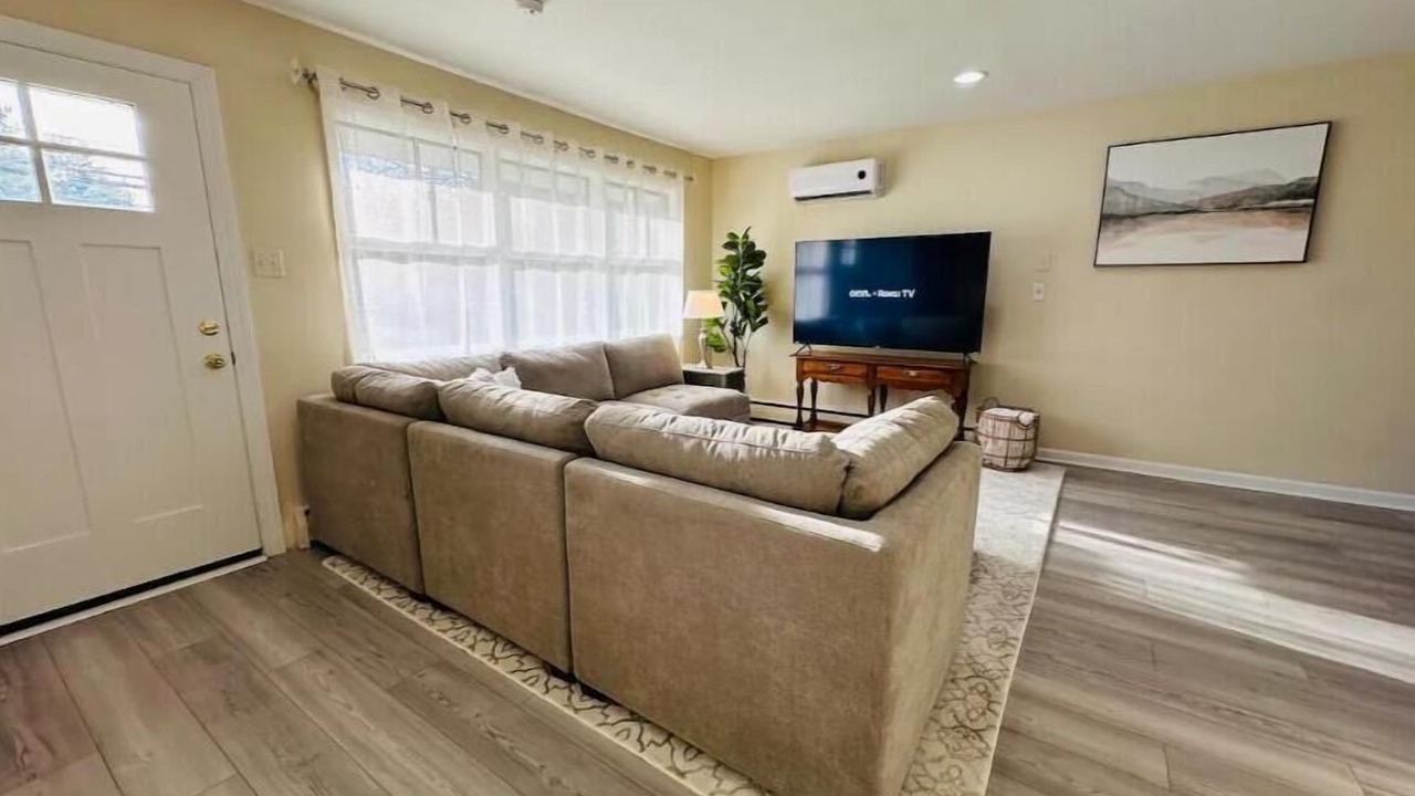 Photo of Livingroom in King of Prussia