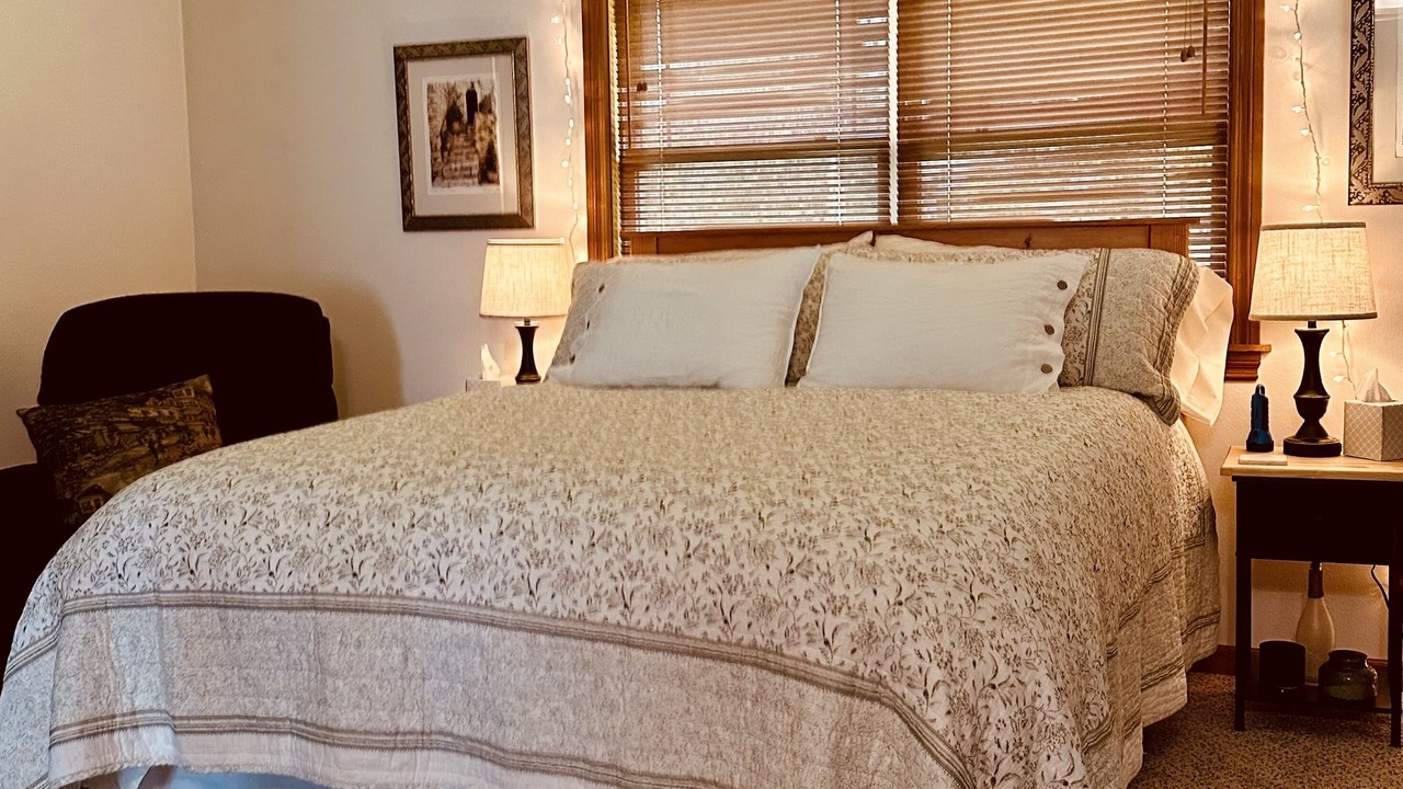 Photo of Bedroom in Poulsbo