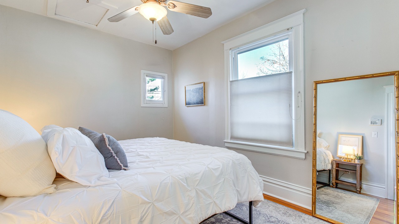 Photo of Bedroom in Washington Park West