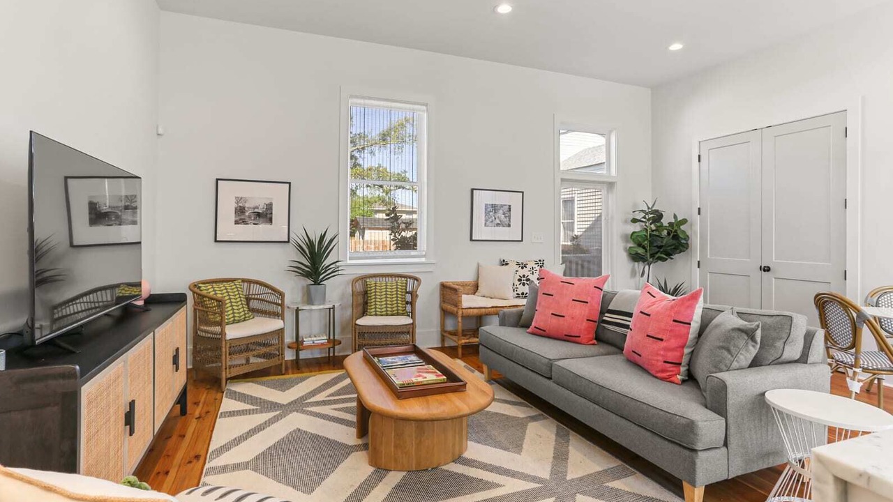 Photo of Livingroom in West Riverside