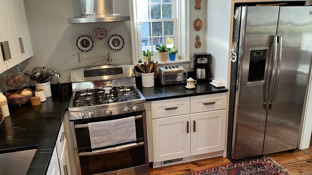 Photo of Kitchen in College Hill