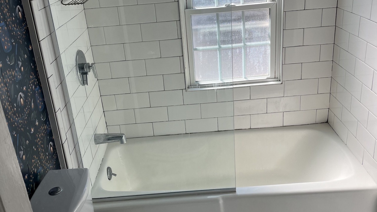 Photo of Bathroom in College Hill