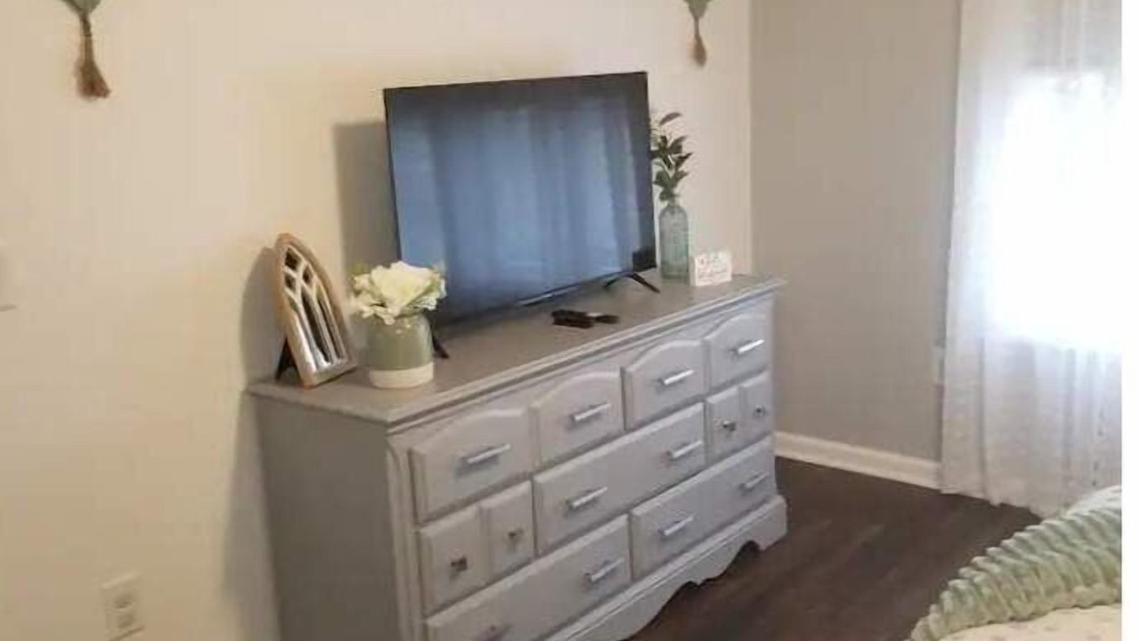 Photo of Bedroom in Rossford