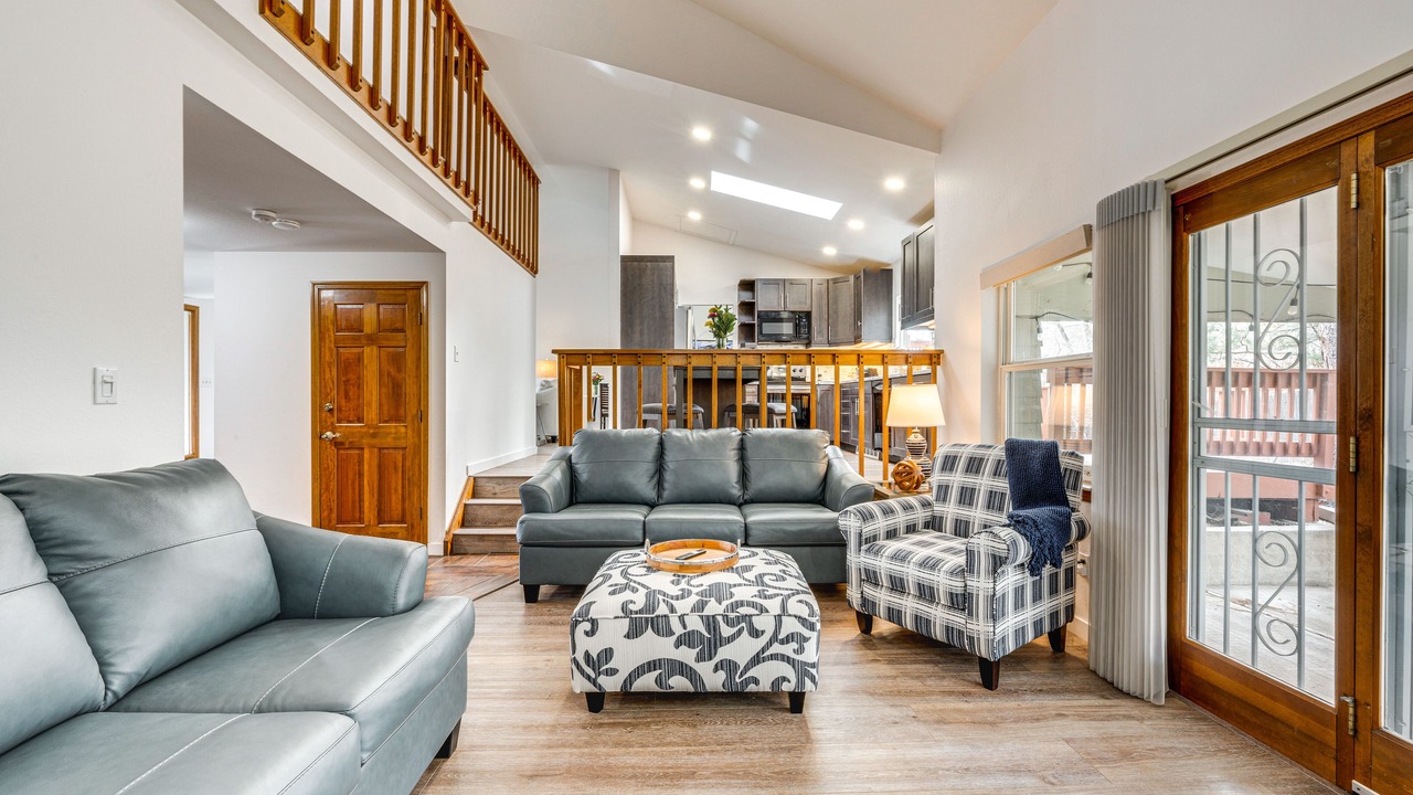 Photo of Livingroom in Arvada