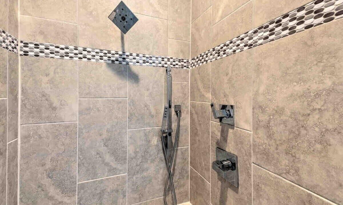 Photo of Bathroom in Eighth Avenue