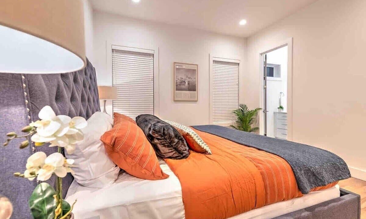 Photo of Bedroom in Eighth Avenue