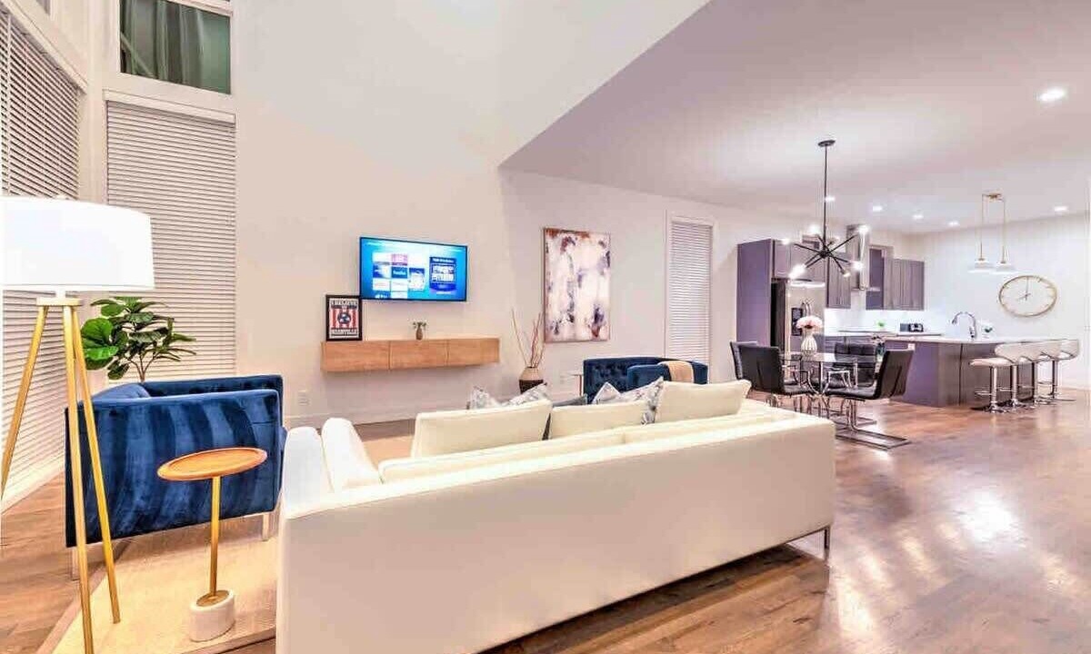 Photo of Livingroom in Eighth Avenue