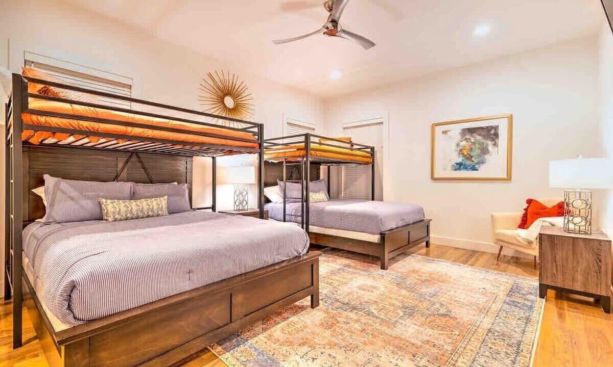 Photo of Bedroom in Eighth Avenue