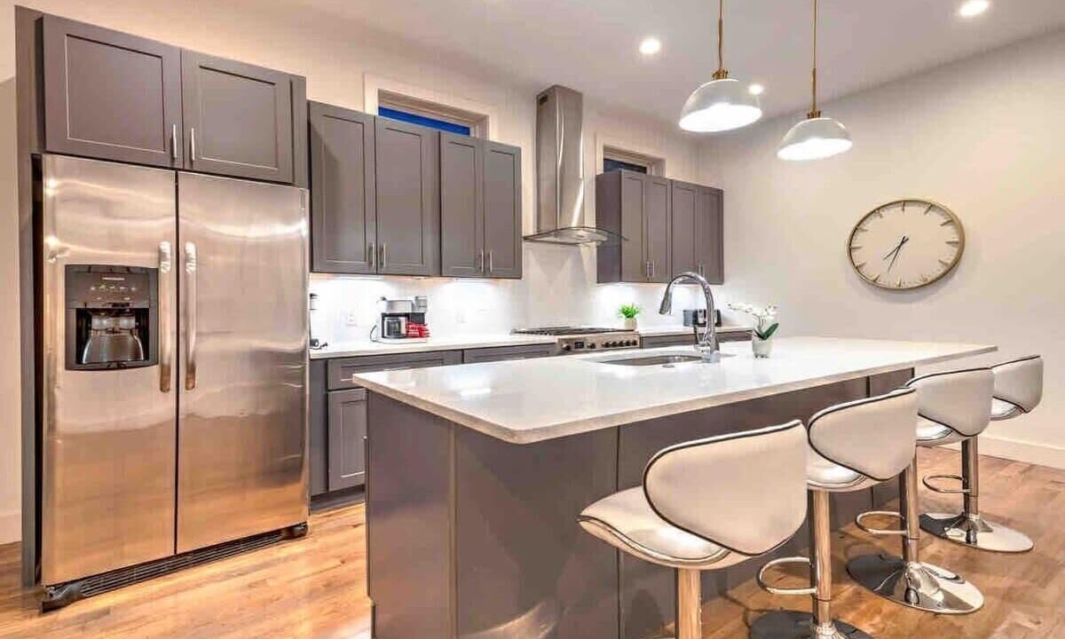 Photo of Kitchen in Eighth Avenue