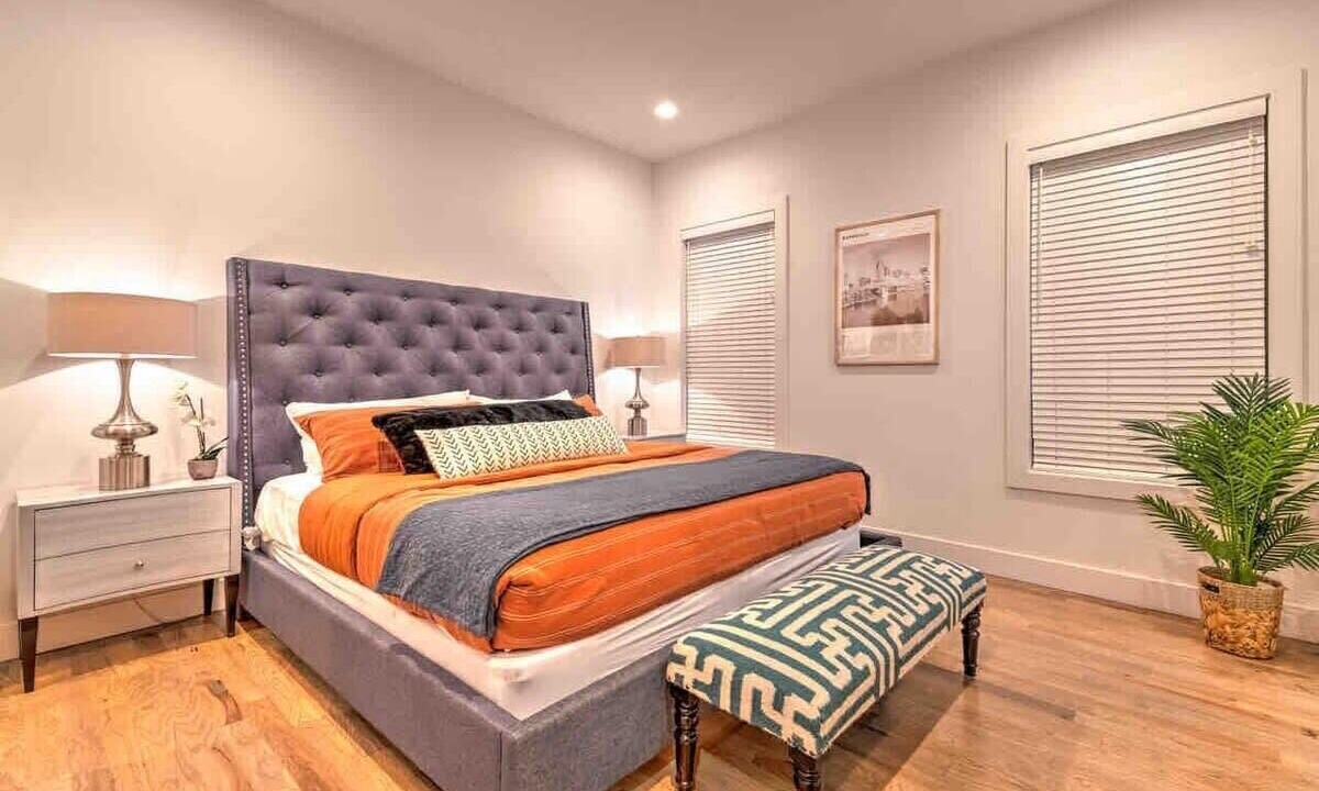 Photo of Bedroom in Eighth Avenue