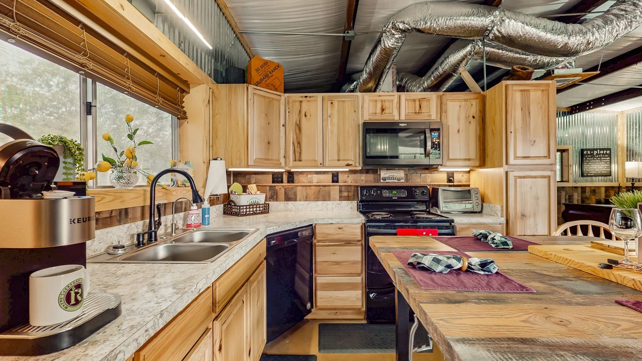Photo of Kitchen in Ledbetter