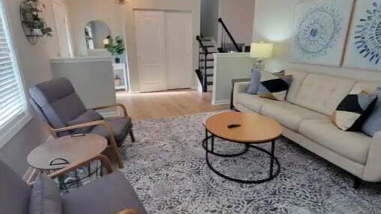 Photo of Livingroom in Mason