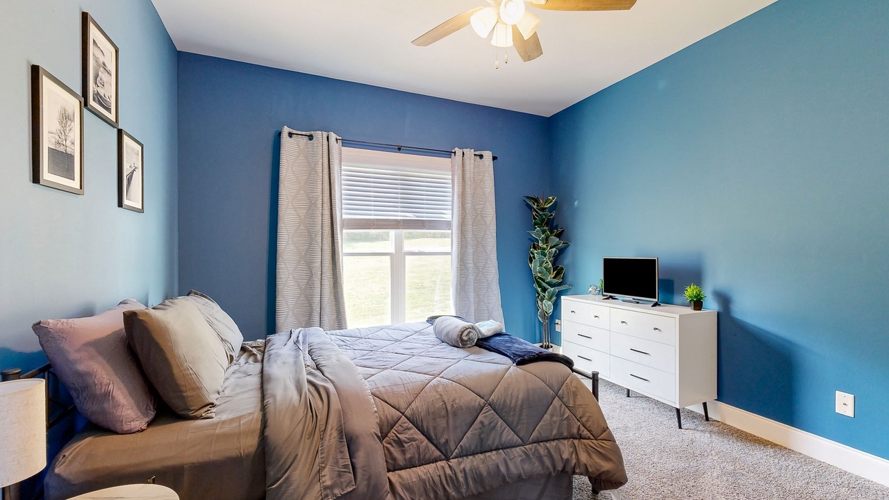 Photo of Bedroom in Dixon Springs