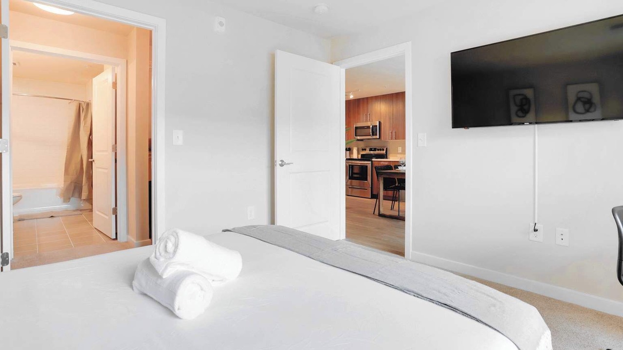 Photo of Bedroom in Jefferson Manor