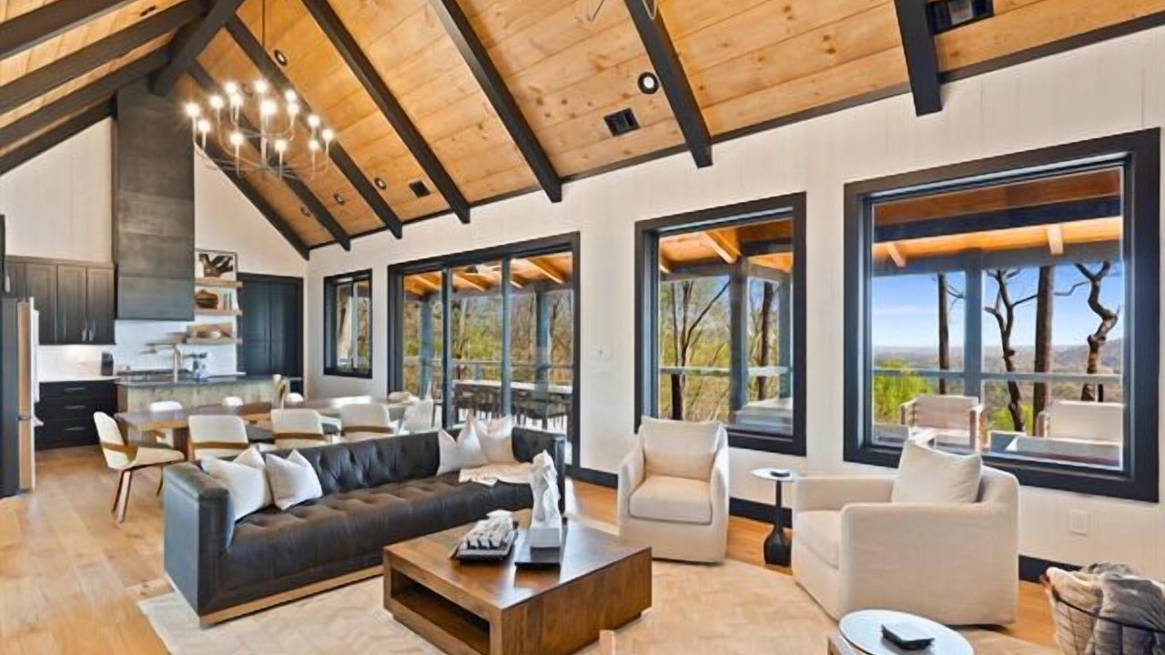 Photo of Bedroom in Raccoon Ridge