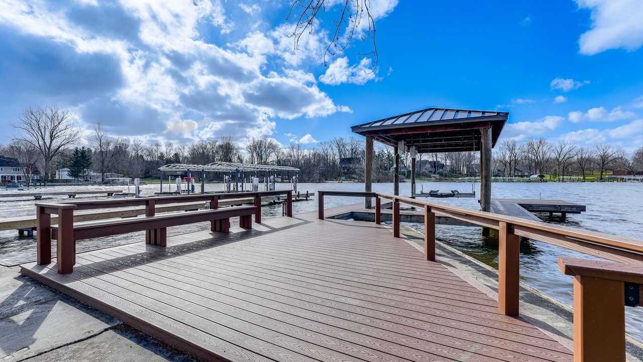 Photo of Outdoor in Paw Paw Lake