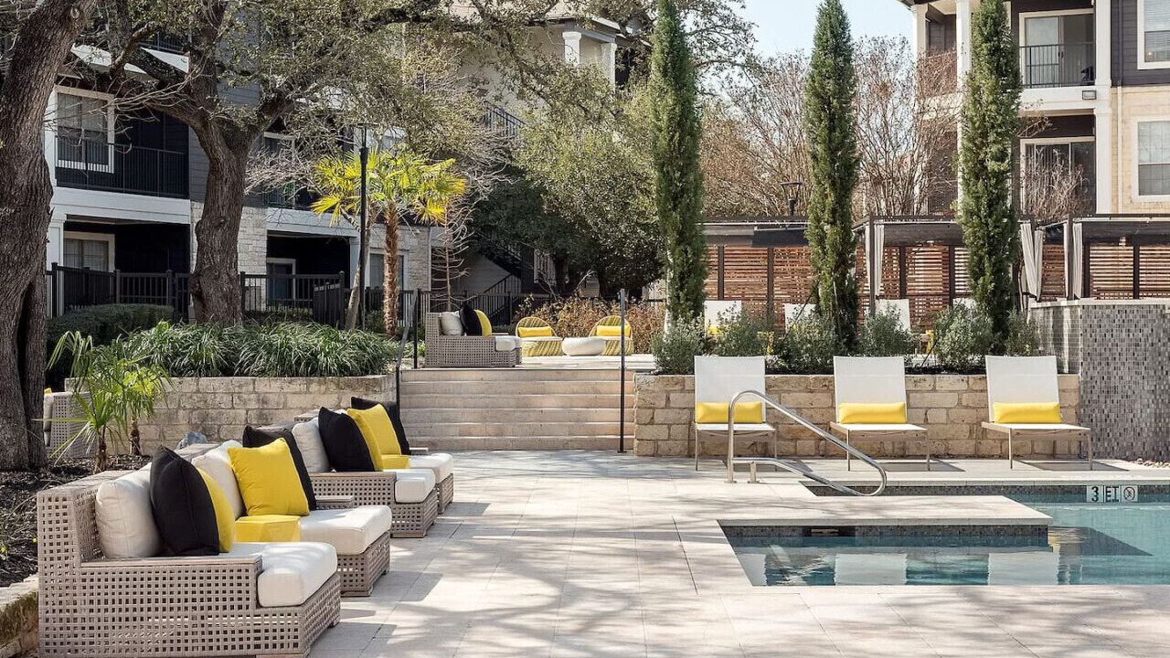 Photo of Outdoor in McNeil