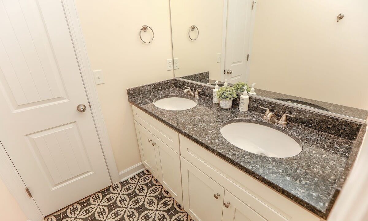 Photo of Bathroom in East Ocean View